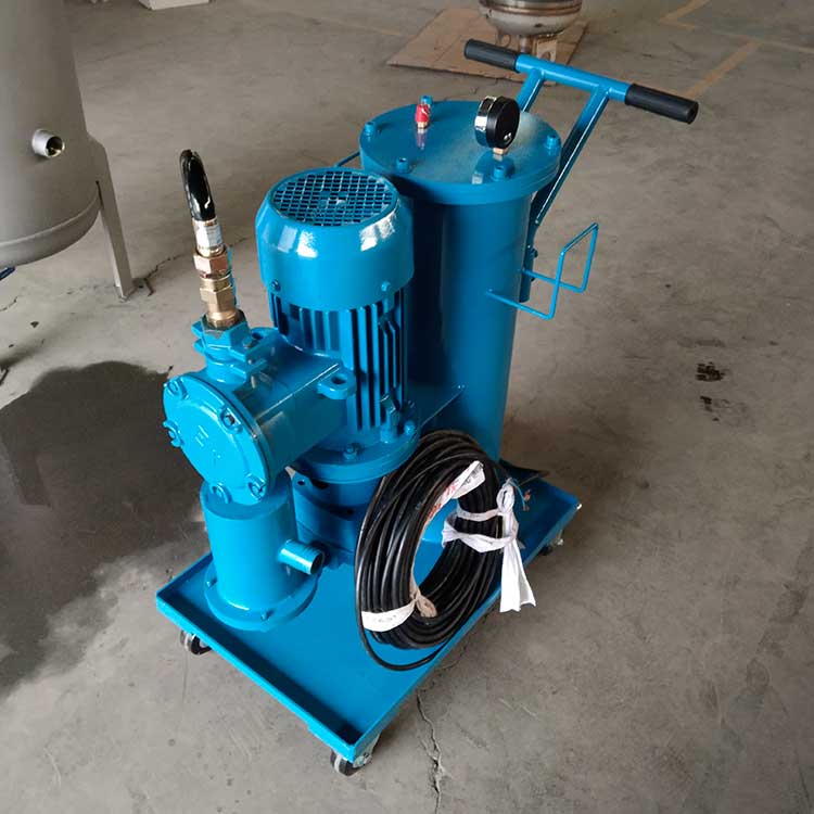 LUC-100×10濾油小車(chē)-(1)